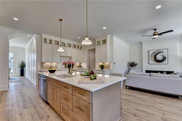 1215 Park Hill Drive, Gainesville, GA 30501