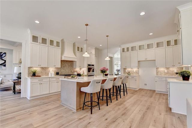 1215 Park Hill Drive, Gainesville, GA 30501