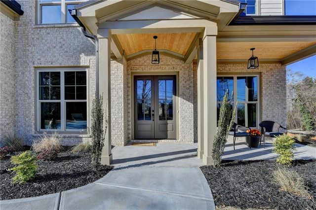 1215 Park Hill Drive, Gainesville, GA 30501