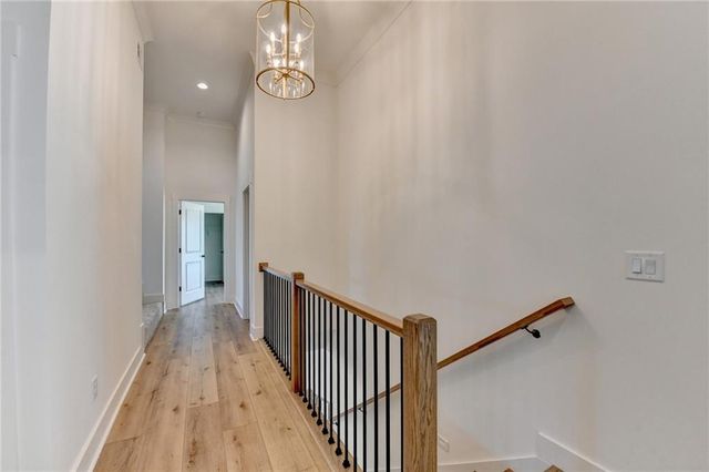 1215 Park Hill Drive, Gainesville, GA 30501