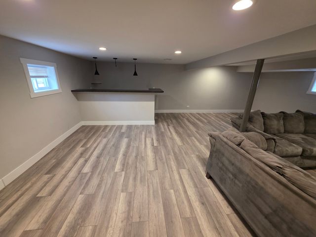 4305 Judd Avenue, Schiller Park, IL 60176