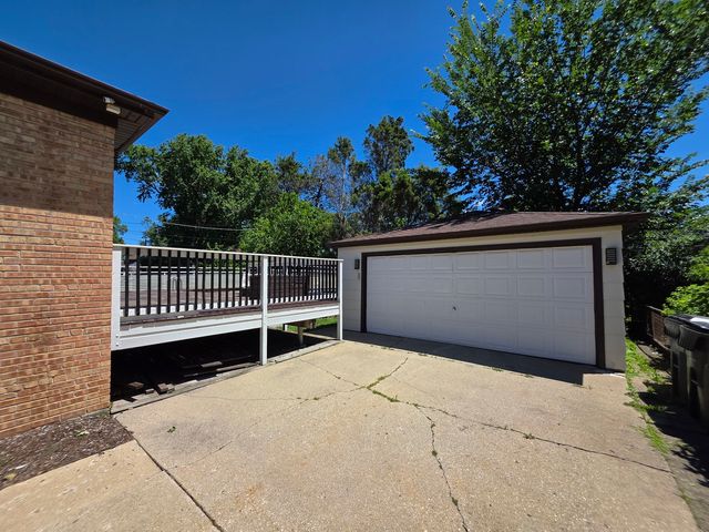4305 Judd Avenue, Schiller Park, IL 60176
