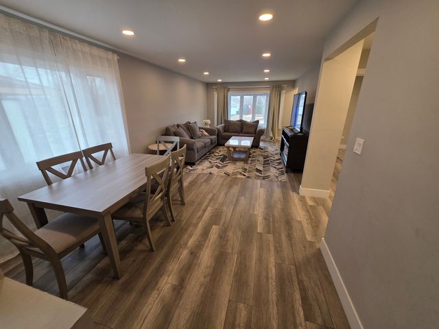 4305 Judd Avenue, Schiller Park, IL 60176