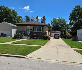 4305 Judd Avenue, Schiller Park, IL 60176