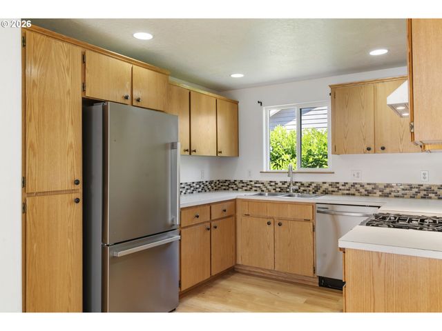 6925 Se 65TH Ave, Portland, OR 97206