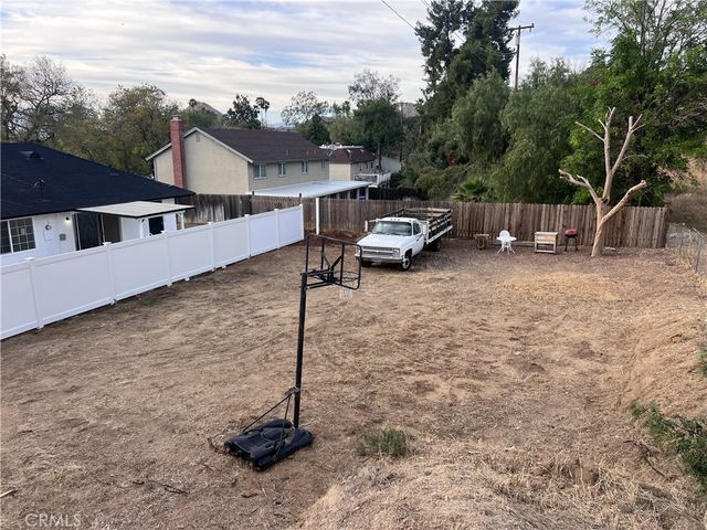 195 Masters, Riverside, CA 92507