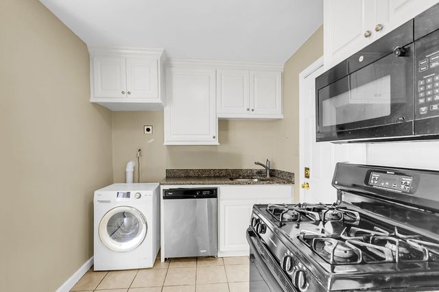 1507 Evergreen Street, Charleston, SC 29407