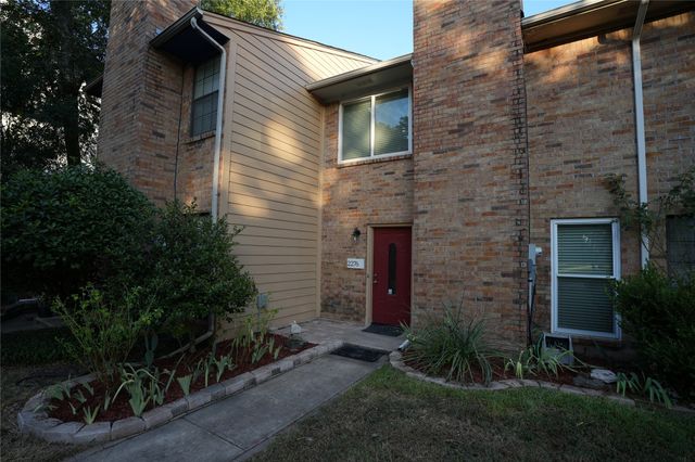 2276 Colony Court, Dallas, TX 75235