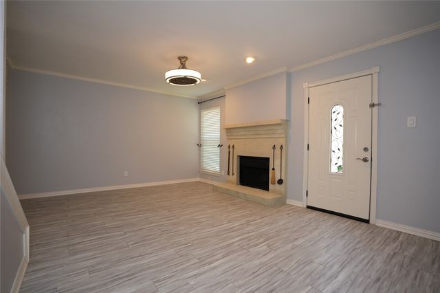 2276 Colony Court, Dallas, TX 75235