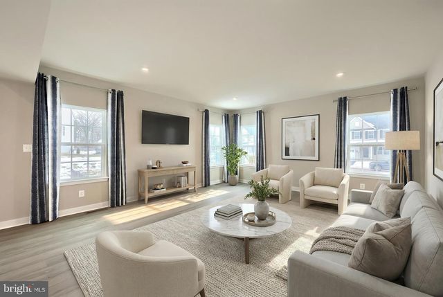 100 TRAIL, York, PA 17406