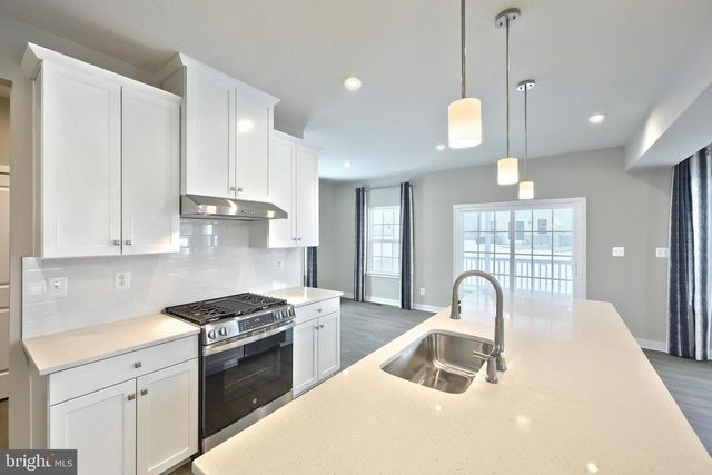 100 TRAIL, York, PA 17406