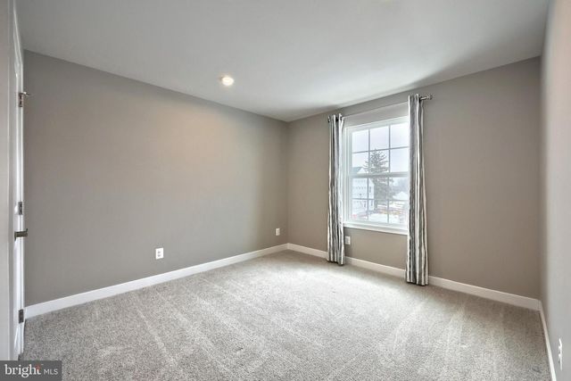 100 TRAIL, York, PA 17406