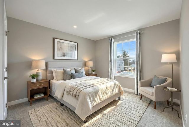 100 TRAIL, York, PA 17406