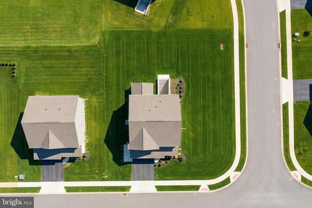 100 TRAIL, York, PA 17406