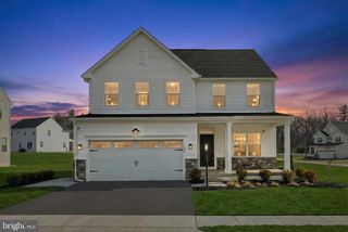 100 TRAIL, York, PA 17406