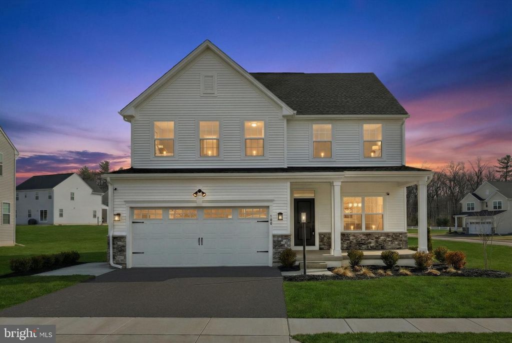 100 TRAIL, York, PA 17406