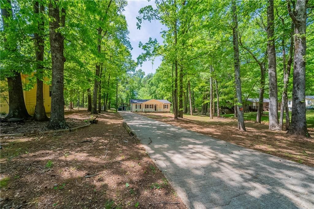 210 Meadowbrook Drive, Mcdonough, GA 30253