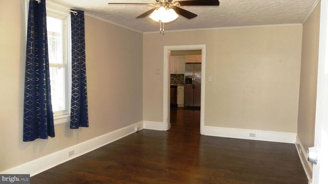213 N MAIN ST, Jacobus, PA 17407