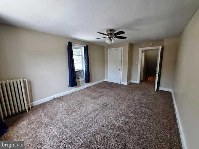 213 N MAIN ST, Jacobus, PA 17407