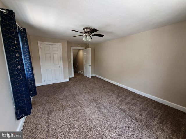213 N MAIN ST, Jacobus, PA 17407