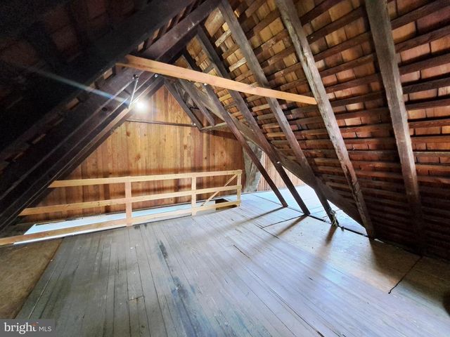 213 N MAIN ST, Jacobus, PA 17407