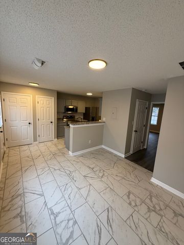 1607 Hallmark Hills Drive, Griffin, GA 30223