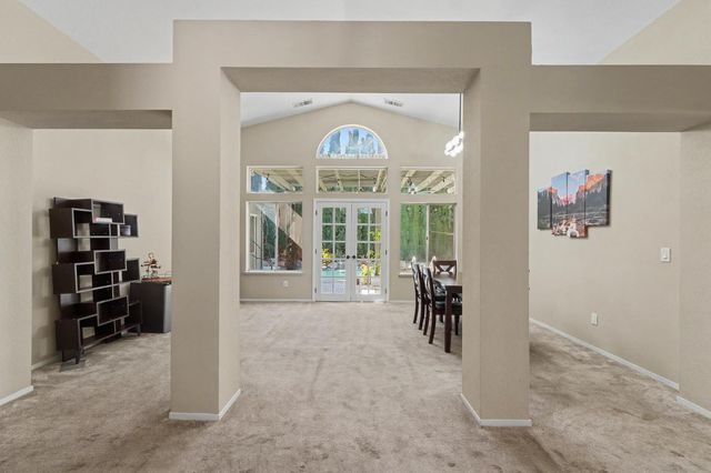 1750 E G St, Oakdale, CA 95361