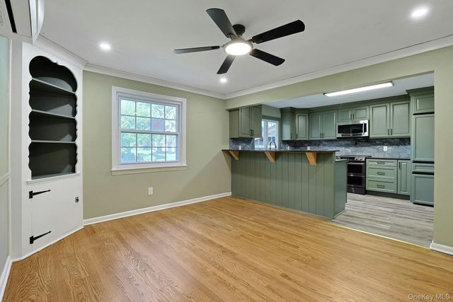 556 Babbling Brook Lane, Valley Cottage, NY 10989
