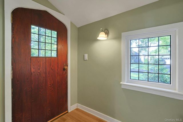 556 Babbling Brook Lane, Valley Cottage, NY 10989