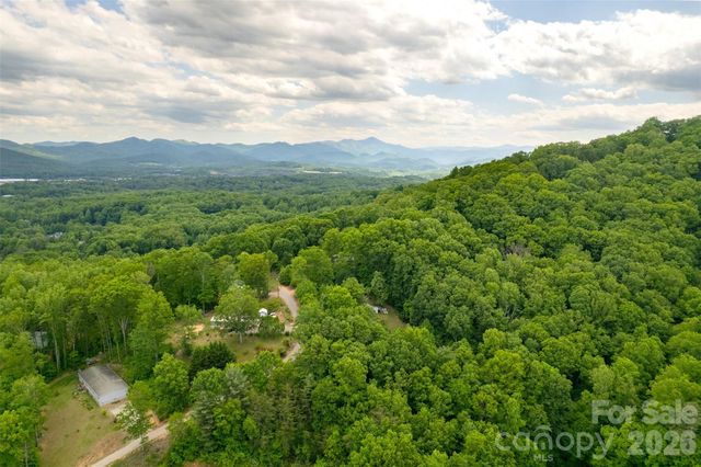 30 Gertrude Lane, Candler, NC 28715