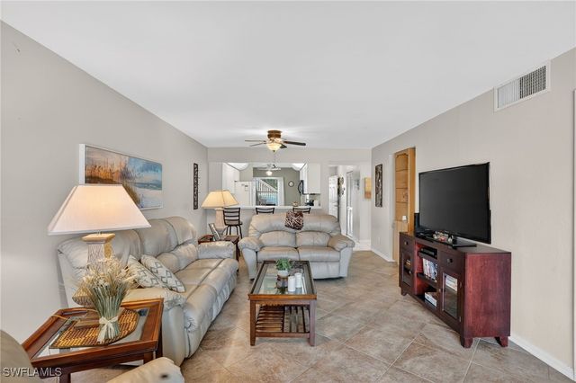 138 Pebble Shores DR 103, Naples, FL 34110