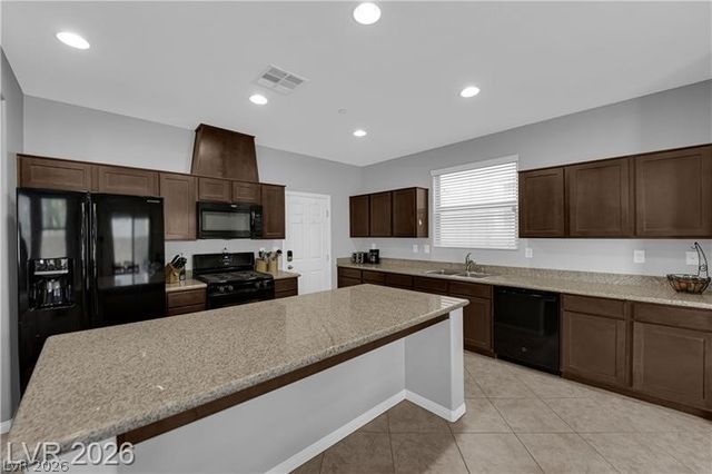 987 Via Del Campo, Henderson, NV 89011