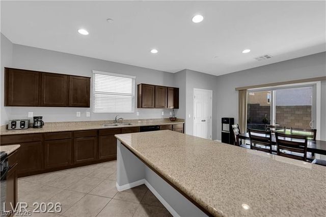 987 Via Del Campo, Henderson, NV 89011