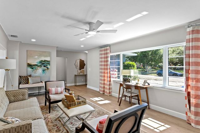262 30TH STREET N, St Petersburg, FL 33713