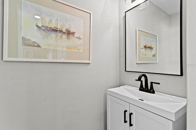 262 30TH STREET N, St Petersburg, FL 33713