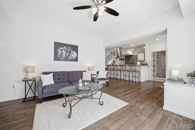 1208 Main Street, Highland, IL 62249