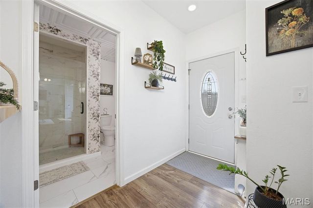 1208 Main Street, Highland, IL 62249