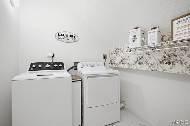 1208 Main Street, Highland, IL 62249