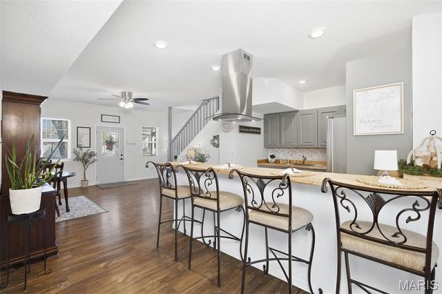 1208 Main Street, Highland, IL 62249