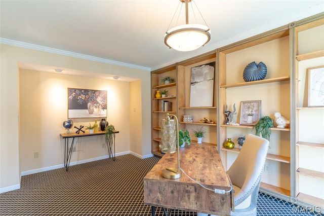 309 Greenbriar Estates Drive, Des Peres, MO 63122