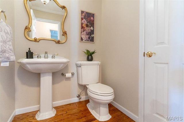 309 Greenbriar Estates Drive, Des Peres, MO 63122