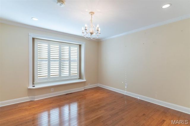 309 Greenbriar Estates Drive, Des Peres, MO 63122