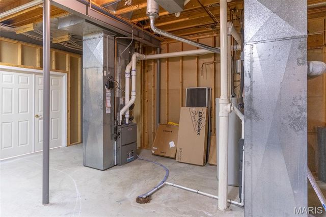 309 Greenbriar Estates Drive, Des Peres, MO 63122