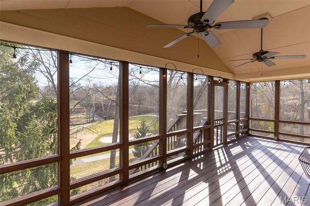 309 Greenbriar Estates Drive, Des Peres, MO 63122