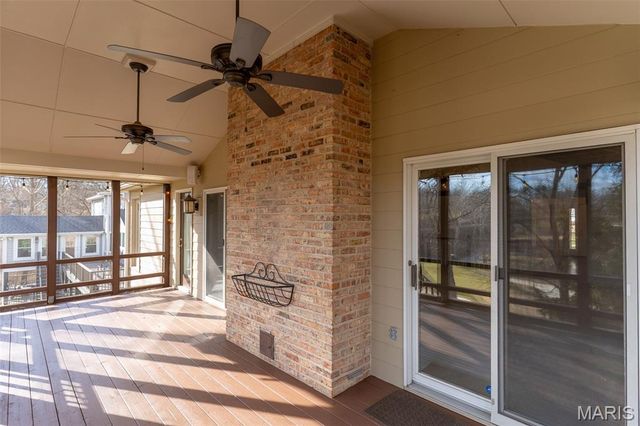 309 Greenbriar Estates Drive, Des Peres, MO 63122