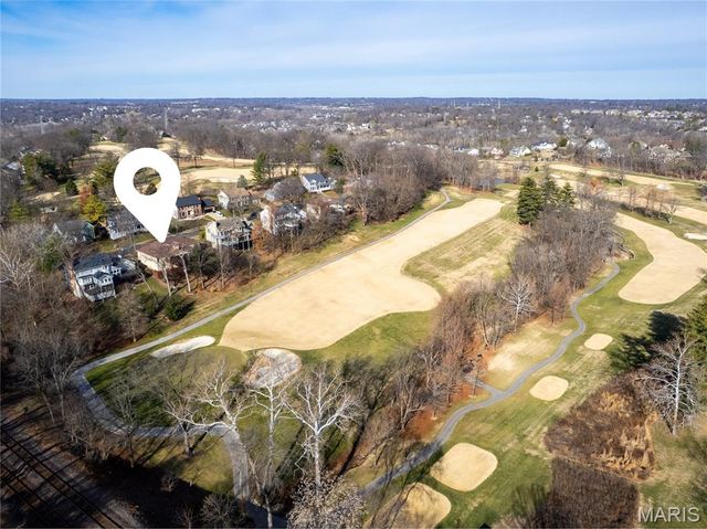 309 Greenbriar Estates Drive, Des Peres, MO 63122