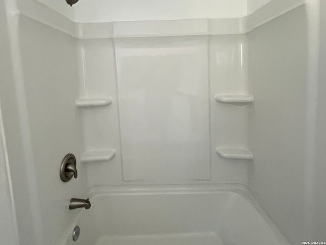 715 W Gerald, San Antonio, TX 78221