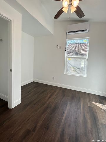 715 W Gerald, San Antonio, TX 78221