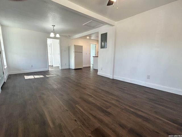 715 W Gerald, San Antonio, TX 78221