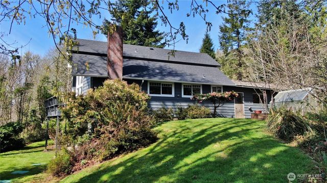 182 State Route 105, Raymond, WA 98577